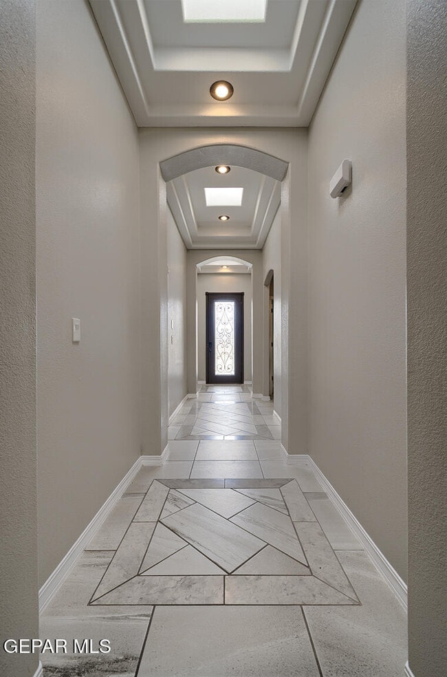 Building Photo - 14805 Holly Springs