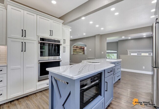 Building Photo - Eagle River Valley Oasis