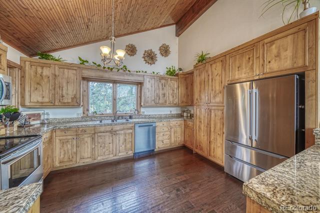 Building Photo - 18525 Via Ponderosa Dr