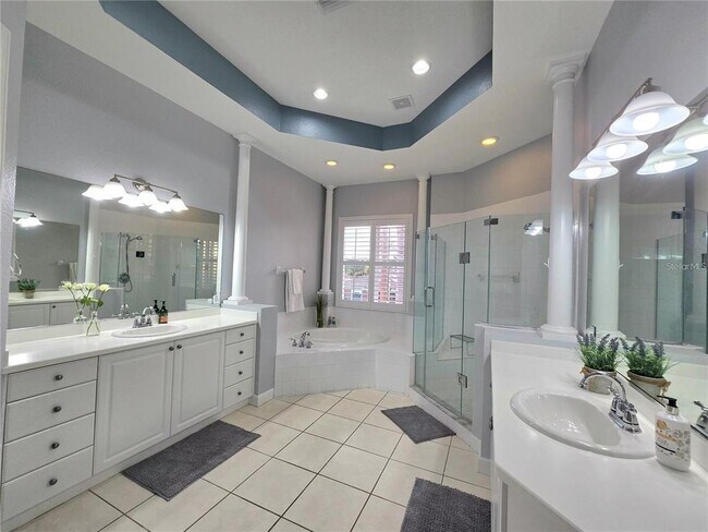 Building Photo - 5429 46th Ct W
