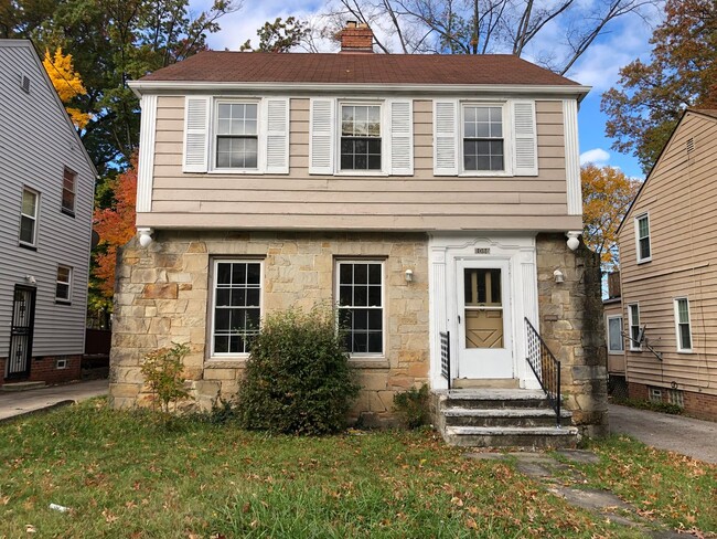 Primary Photo - 3 BED 1.5 BATH SINGLE FAMILY HOME IN CLEVE...