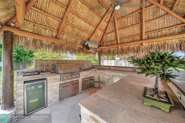 Building Photo - 6401 Crossbow Ct