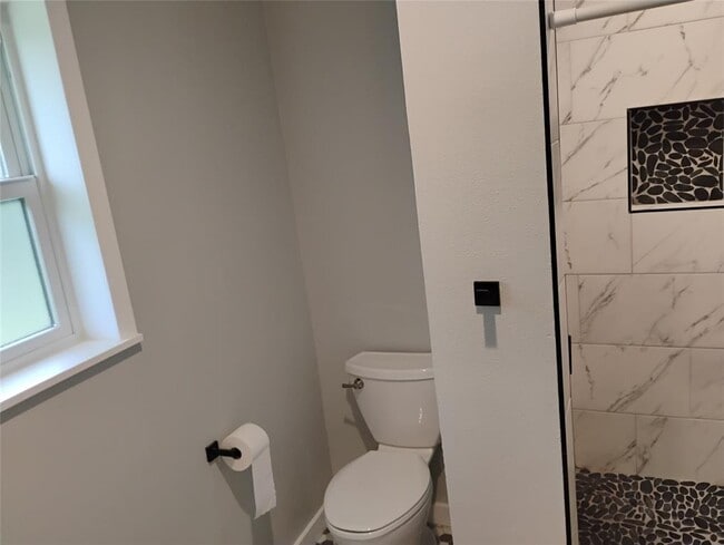 Building Photo - 103 Laurel Ridge