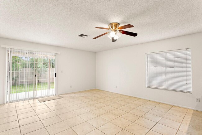 Building Photo - 7309 W Canterbury Dr