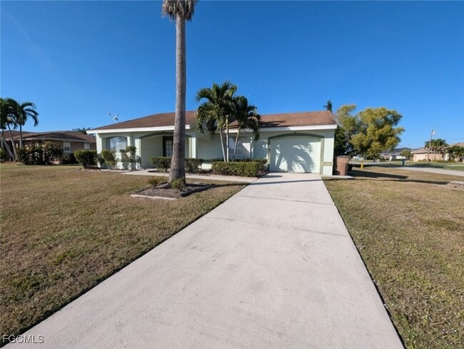 Building Photo - 927 SE 19th St