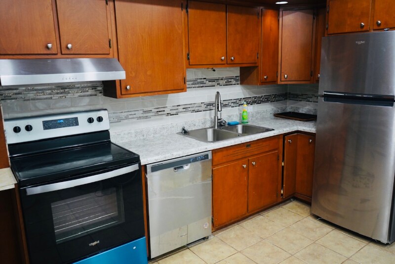 Building Photo - 920 N 5th St