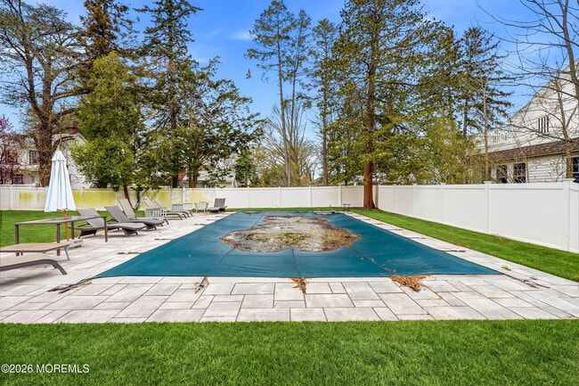 Building Photo - 309 Cedar Ave