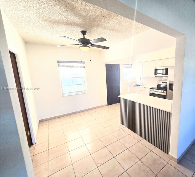 Building Photo - 5451 SW 5th Ter