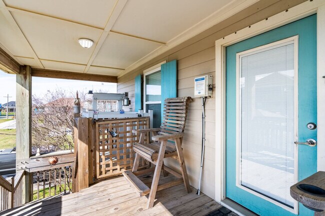 Building Photo - 820 Sandollar-SI ID1351282P