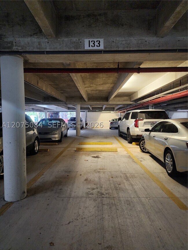 Building Photo - 18151 NE 31st Ct