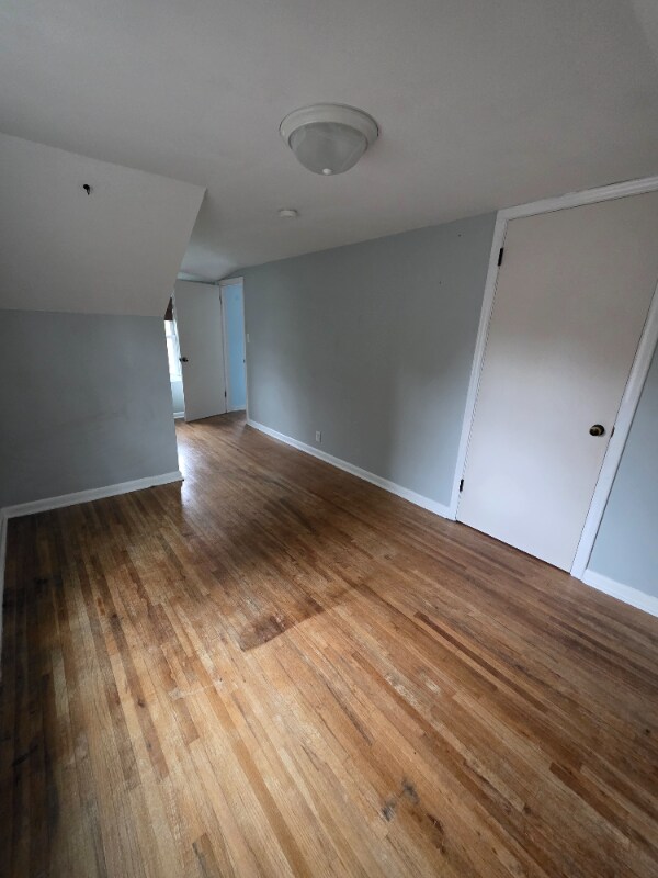 Building Photo - 244 Broadway St E