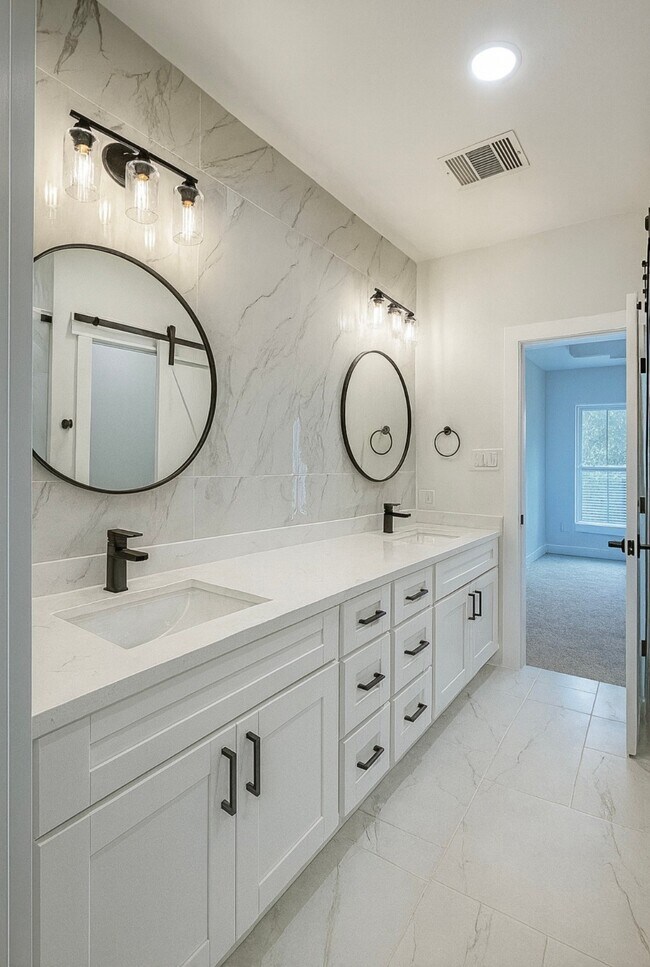 Building Photo - 8131 St Louis St