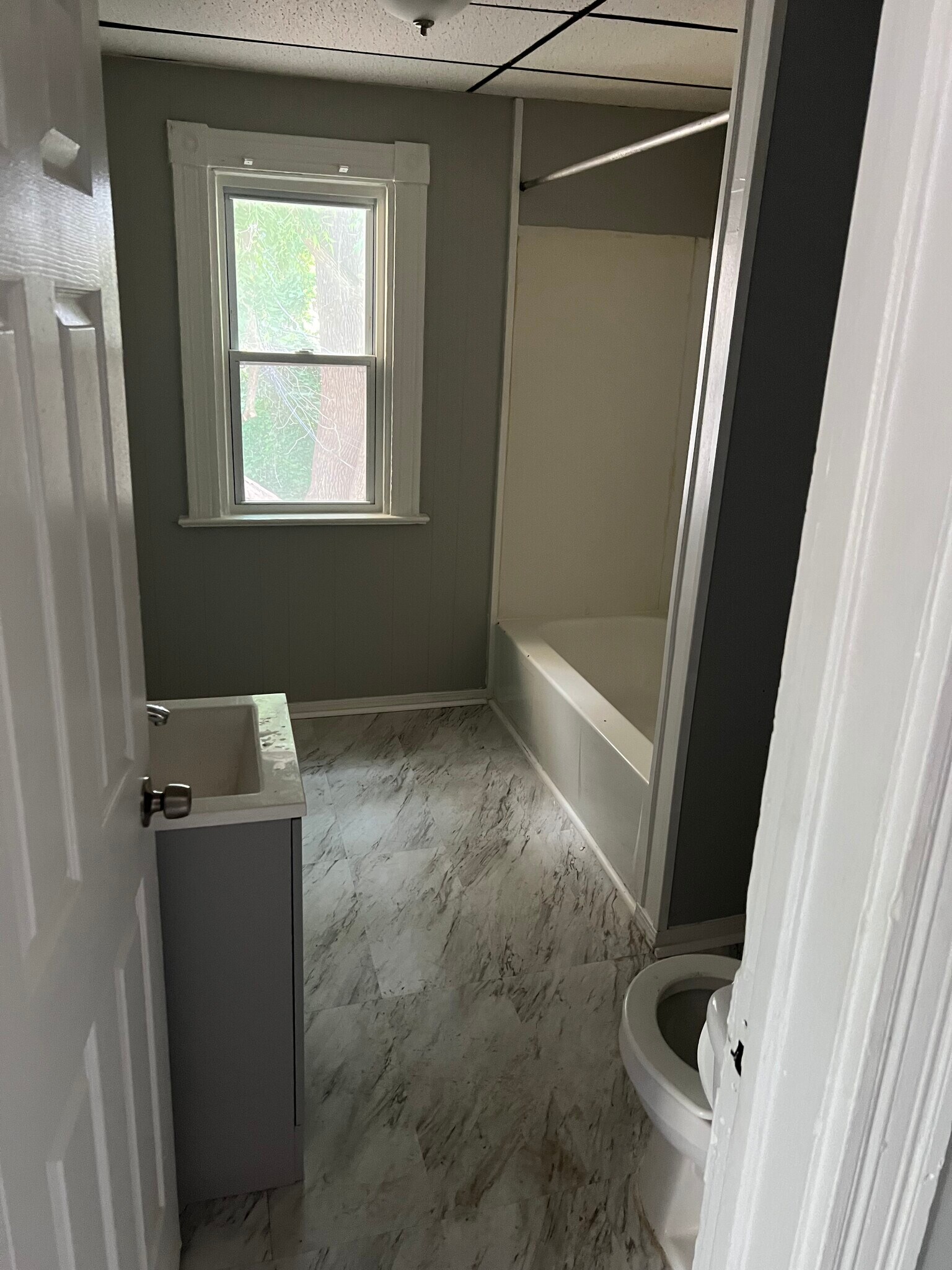 Bathroom - 101 Superior St