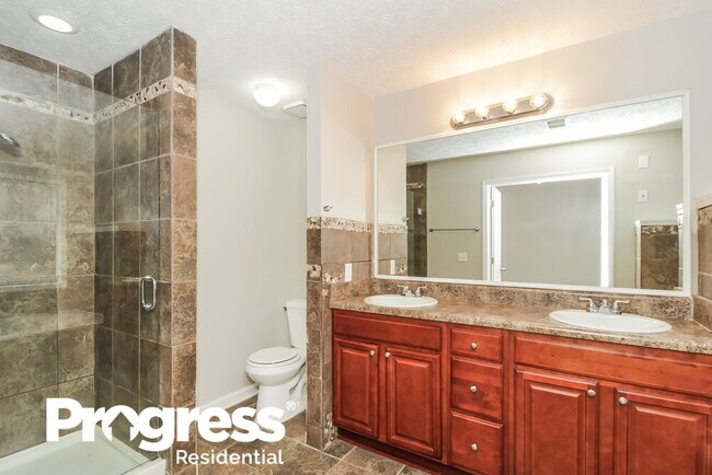 Building Photo - 2526 Riverwood Spg
