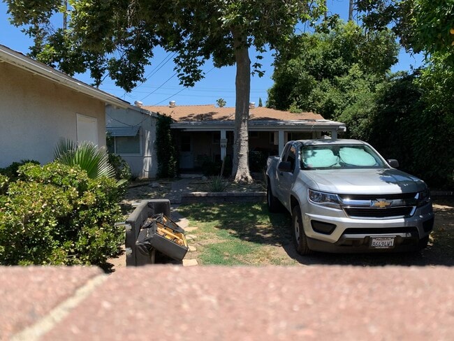 Parking behind sliding gate off rear alley - 16748 San Fernando Mission Blvd