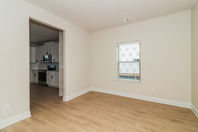 Building Photo - 119 Cantrell Wy