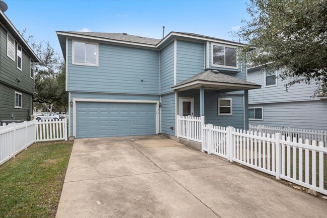 Building Photo - 410 Bandstand Ln