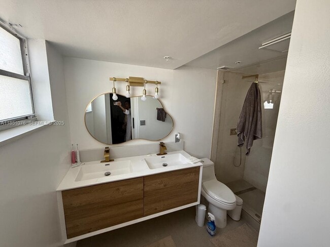 Building Photo - 2829 Indian Creek Dr