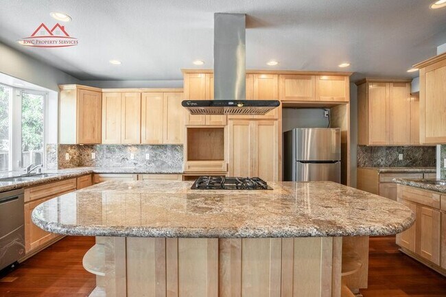 Building Photo - 6497 Hirabayashi Dr