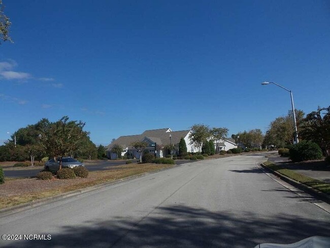 Building Photo - 100 Windchime Ct