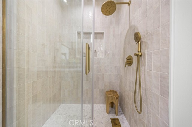 Building Photo - 2203 Pelham Ave