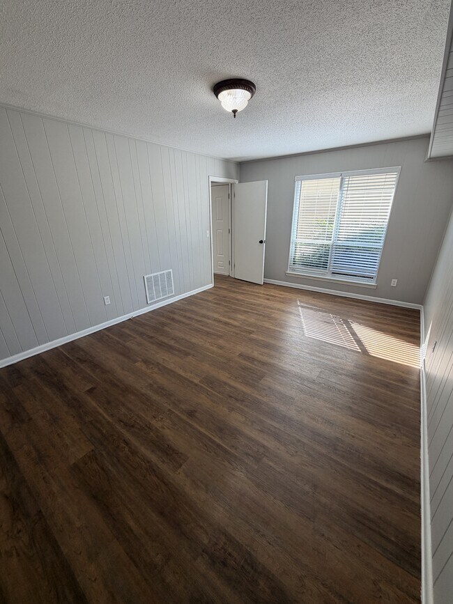 Building Photo - 6701 Indus Way