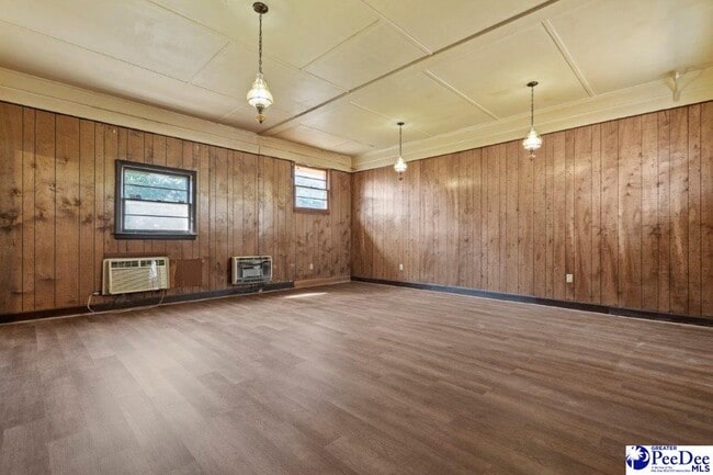 Building Photo - 2101 W McCown Dr