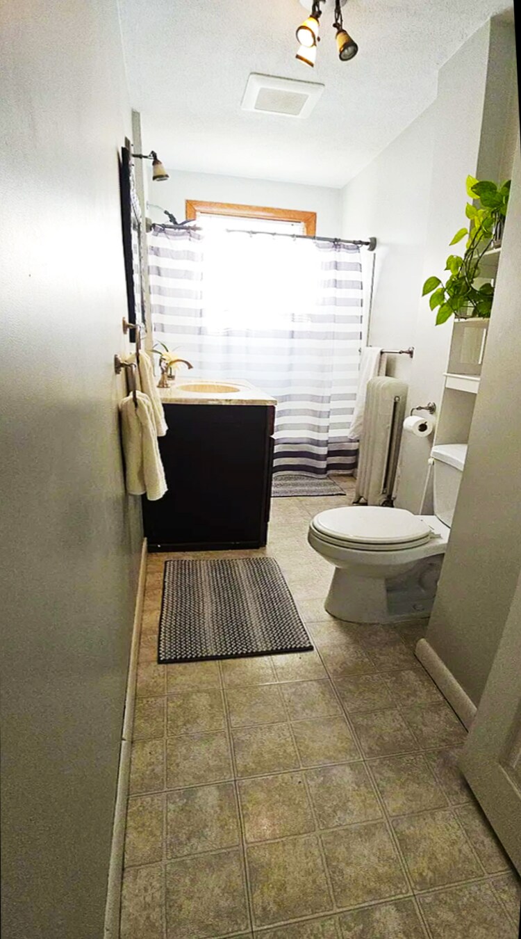 Bathroom - 68 Park Ave