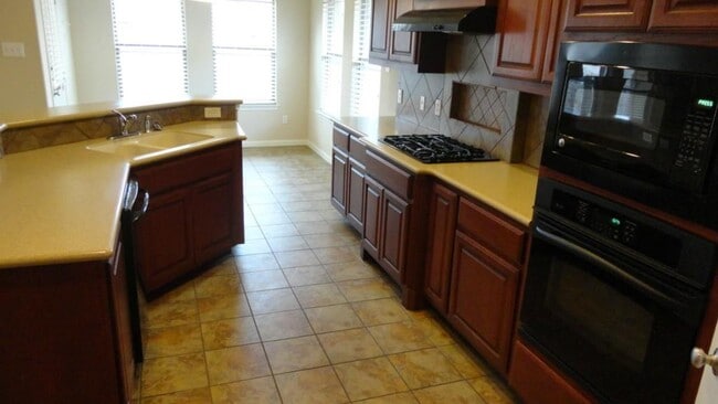 Building Photo - 230 Kiras Ct