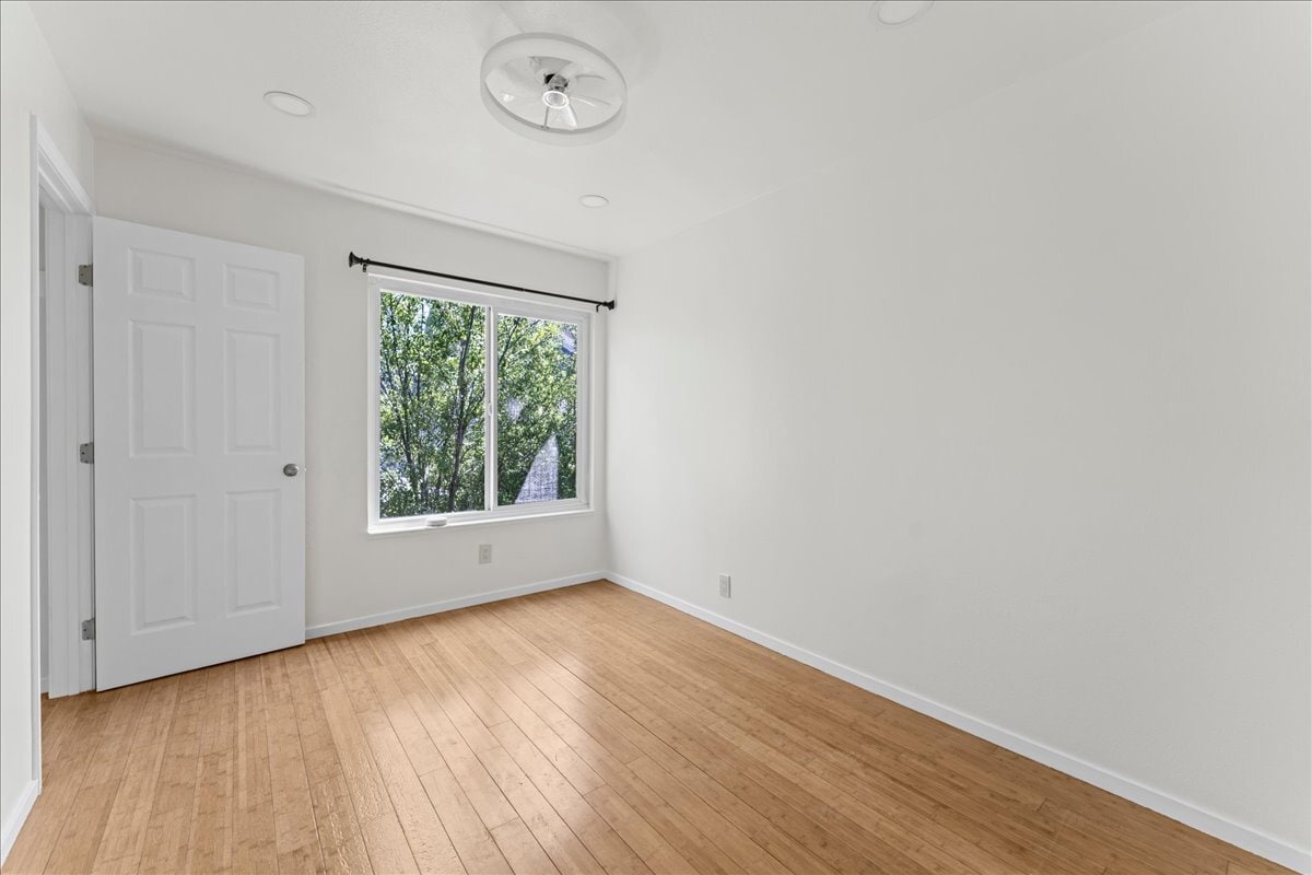 Building Photo - 2217 9th St