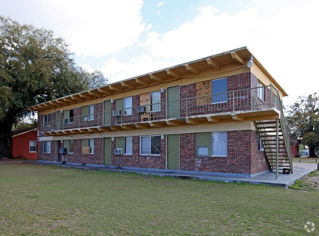 Primary Photo - 1128 W Jackson St