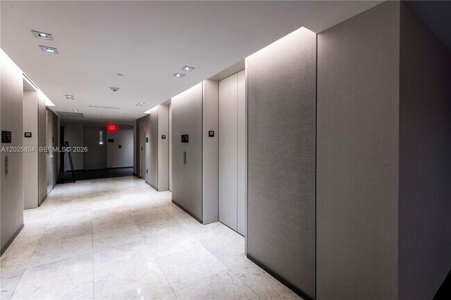 Building Photo - 1451 Brickell Ave