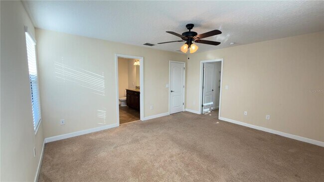 Building Photo - 13040 Overstreet Rd