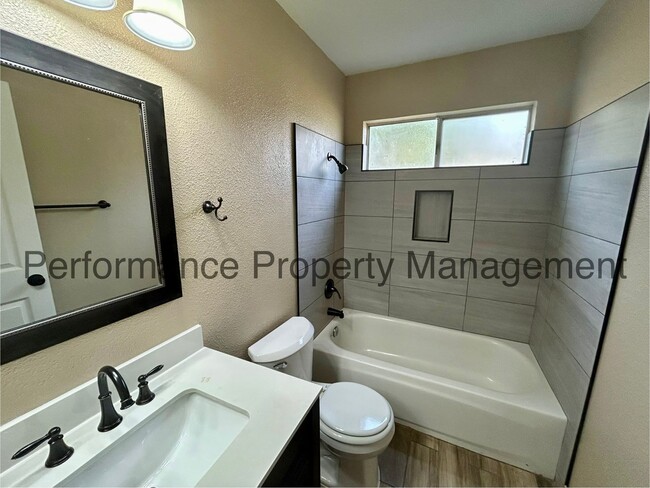 Building Photo - 8615 Newgate Ct