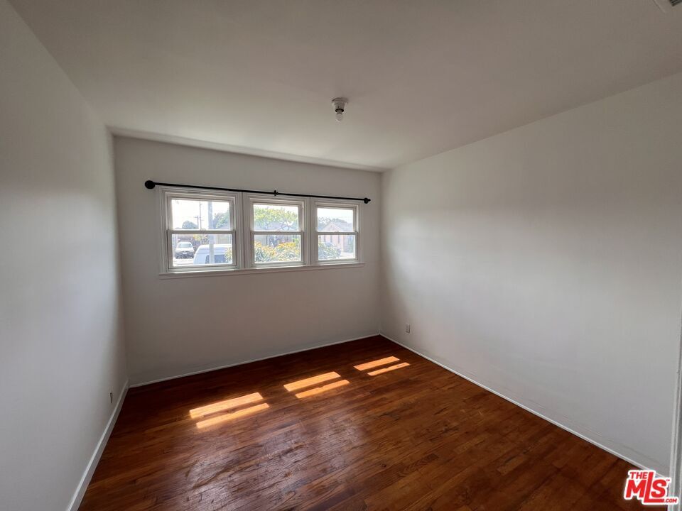 Building Photo - 5037 W 126th St