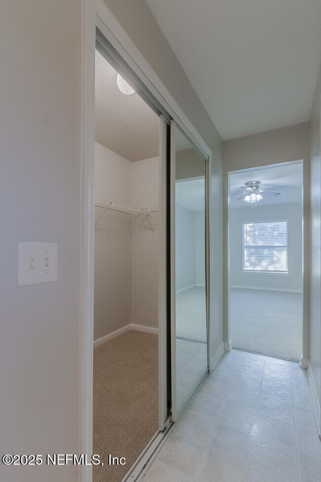 Building Photo - 8038 Welbeck Ln