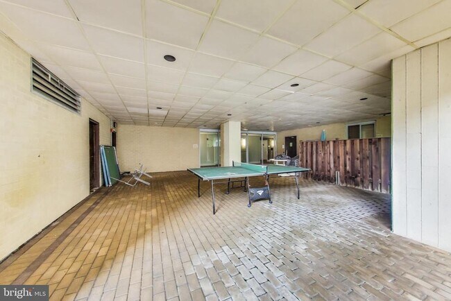 Building Photo - 4601 N Park Ave