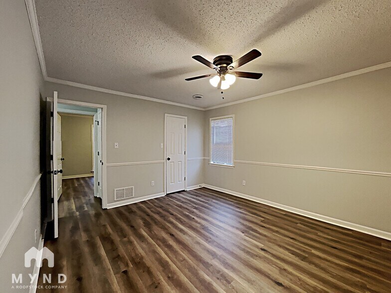 Building Photo - 7592 Clarkfield Pl