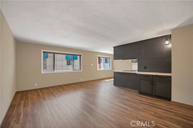 Building Photo - 2214 2nd St