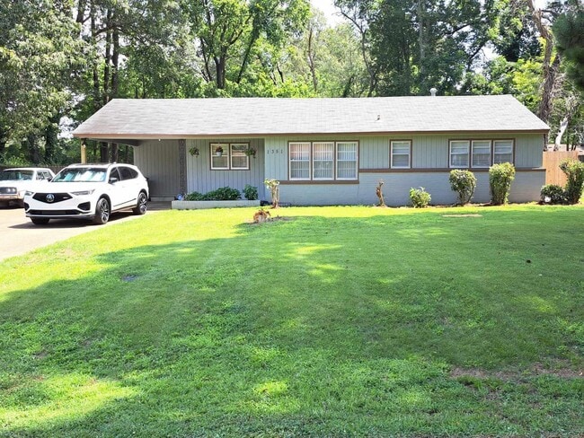 Primary Photo - 1351 Janis Dr
