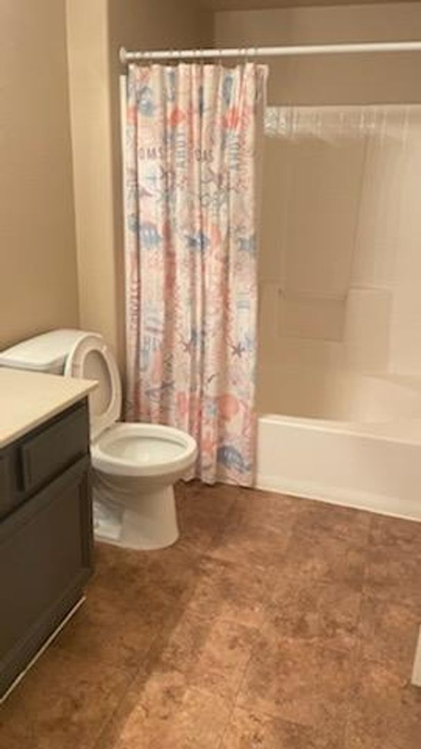 Building Photo - 1 Bedroom Furnished Condo located in Vistana!