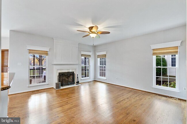 Building Photo - 44141 Merrywood Ct