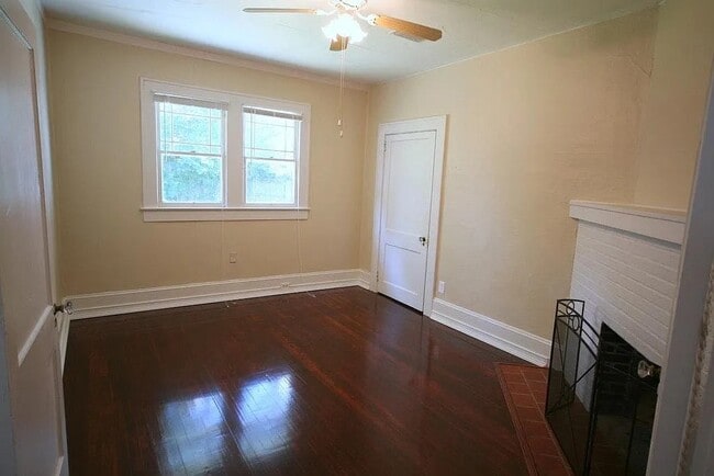 Building Photo - 4718 Ramona Blvd