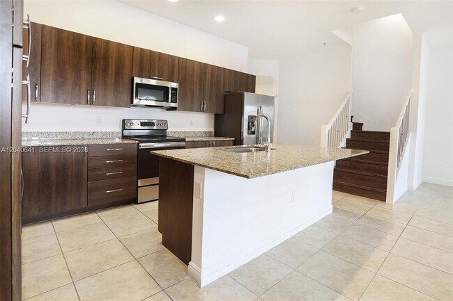Building Photo - 12453 NW 17th Manor