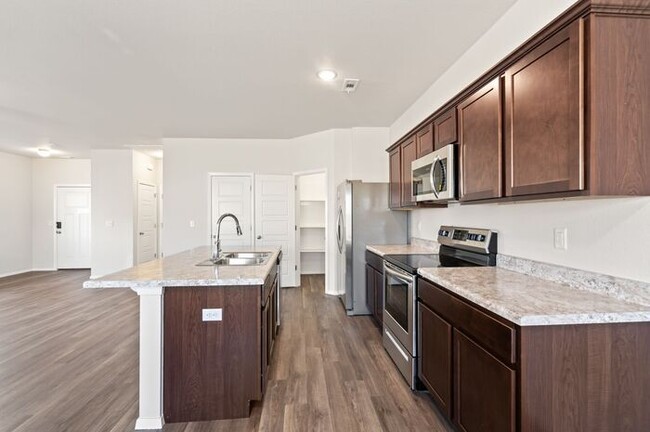 Building Photo - New Year's Promotion! Three Bedroom | Two ...