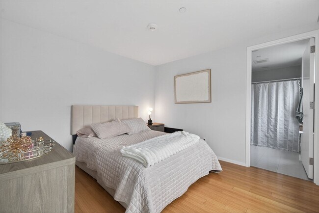 Building Photo - 141 Dorchester Ave