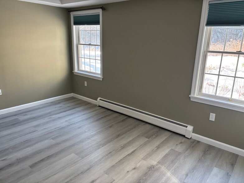 Building Photo - 504 Springbrook Cir