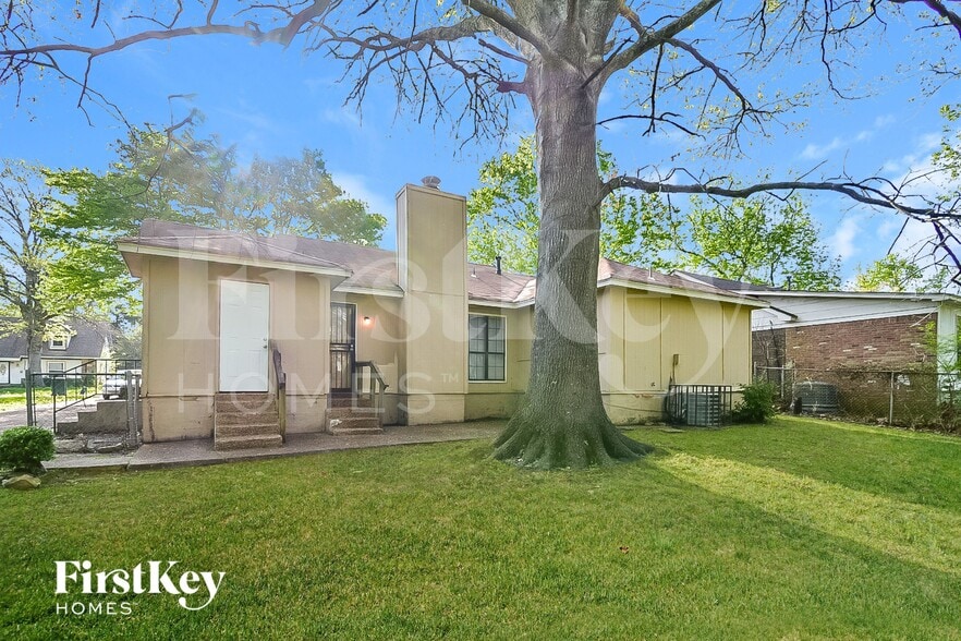 Building Photo - 4399 Winterpark Dr