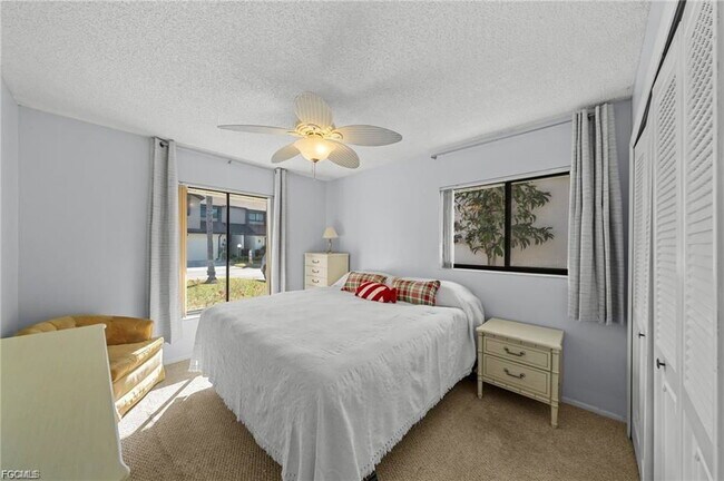 Building Photo - 11650 Pointe Cir