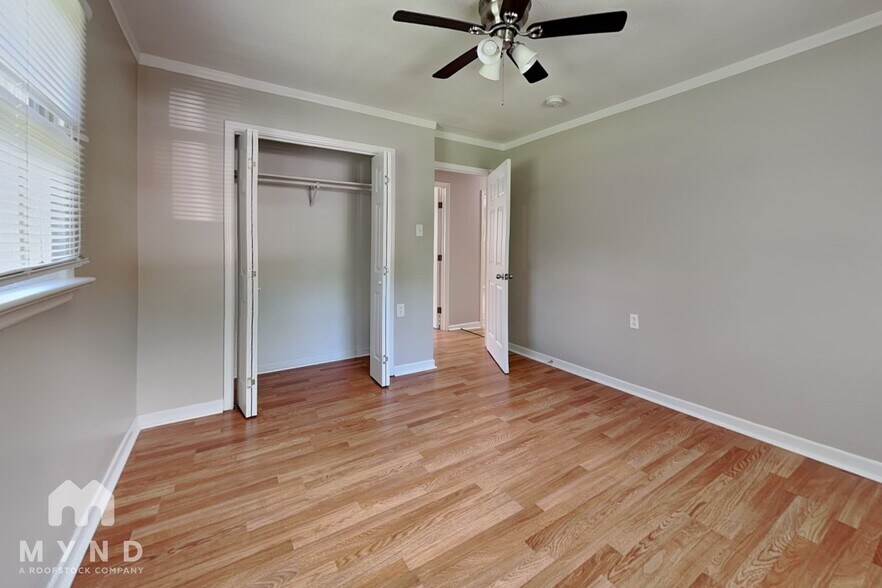 Building Photo - 2109 Dove Tree Ln